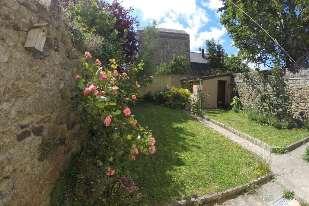 IDEAL-à 1 mn Plage/sillon -jardin privé- 1/6 pers Saint-Malo Extérieur photo